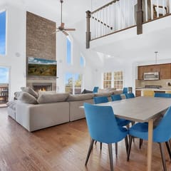 Kingston Ridge Chalet - Hot Tub & Pool