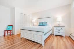 Duneside Cottage - Minutes from Town Beach