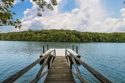 Lakeshore Crest Estate - Private Dock & Pool