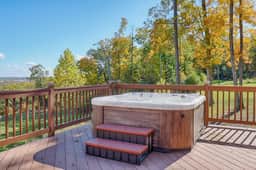 Kingston Ridge Chalet - Hot Tub & Pool
