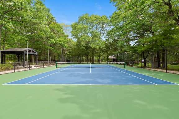 Merchant Manor - Pool, Tennis Court, Game Room