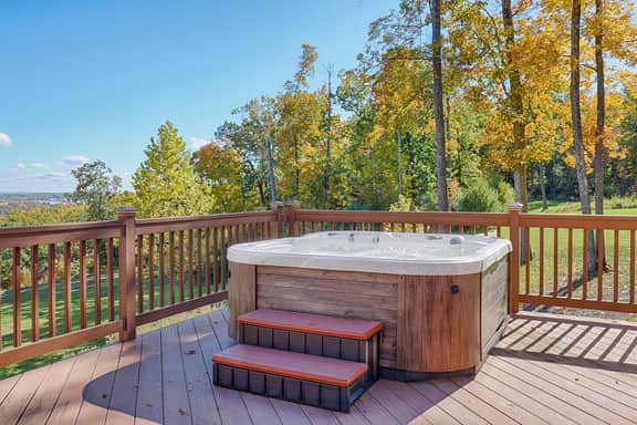 Kingston Ridge Chalet - Hot Tub & Pool