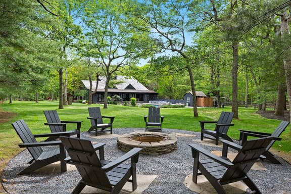 Merchant Manor | Pool, Tennis Court, Game Room - Image 1